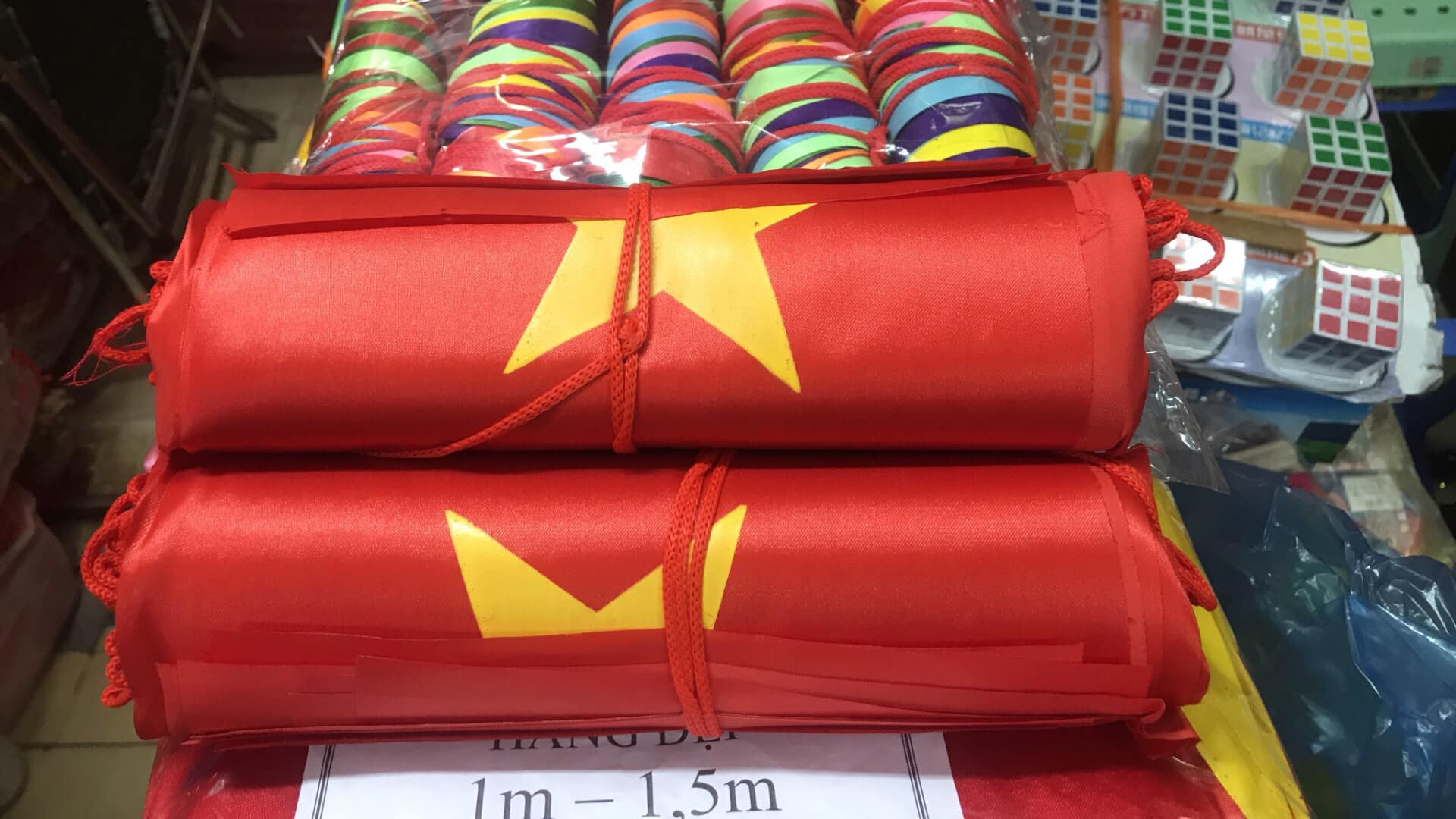 Mua cờ dây ở đâu?