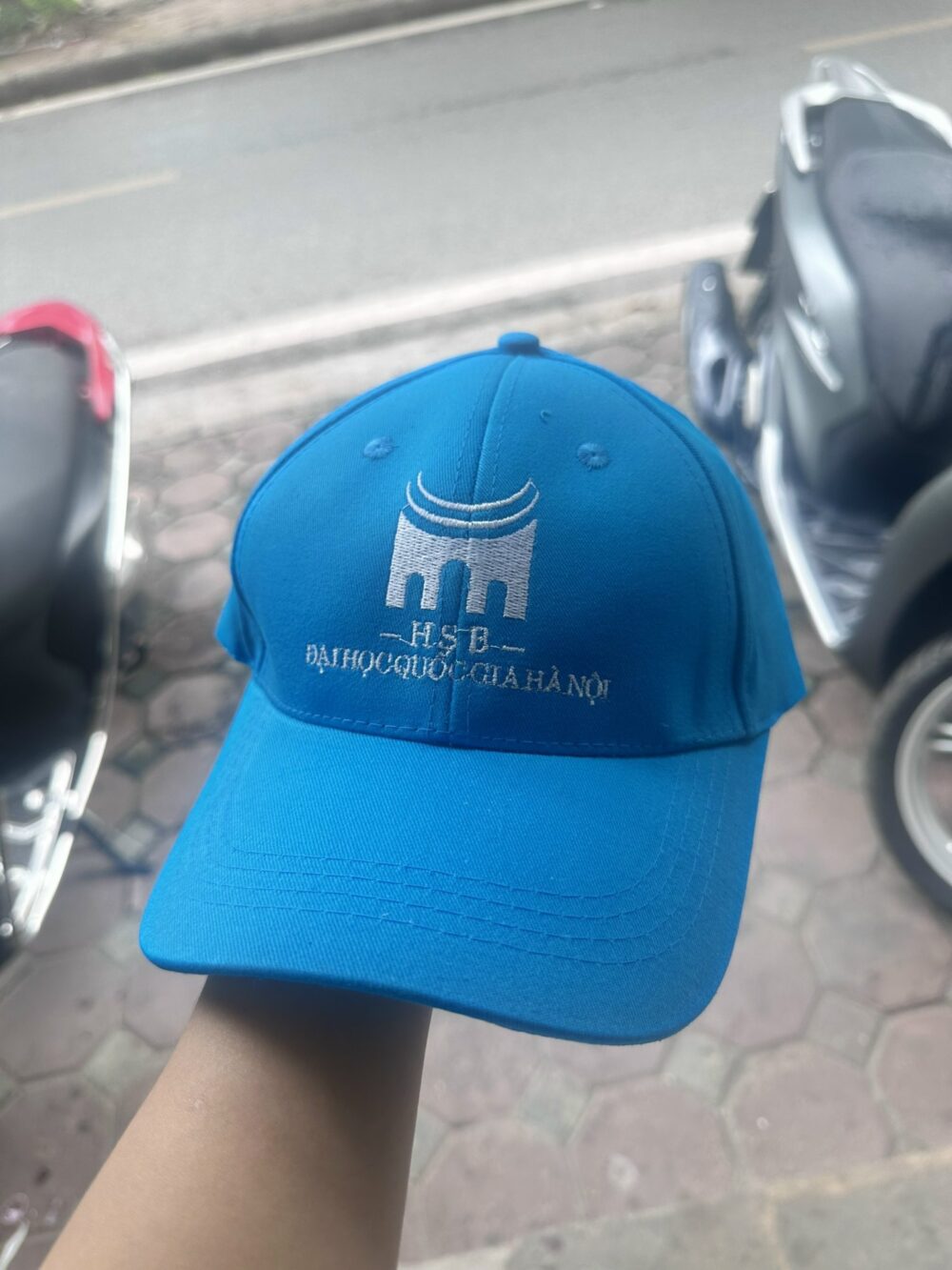 Mũ nón đồng phục