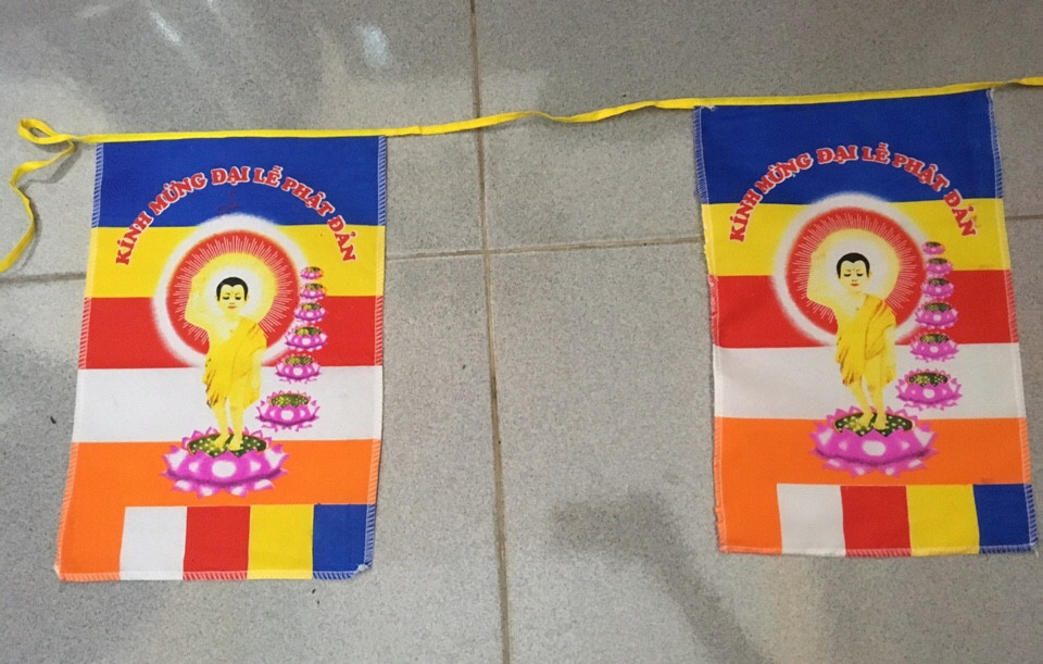 Cờ Dây Phật Giáo Trang Trí Lễ Phật Đản – Xưởng In Cờ Hoàng Gia