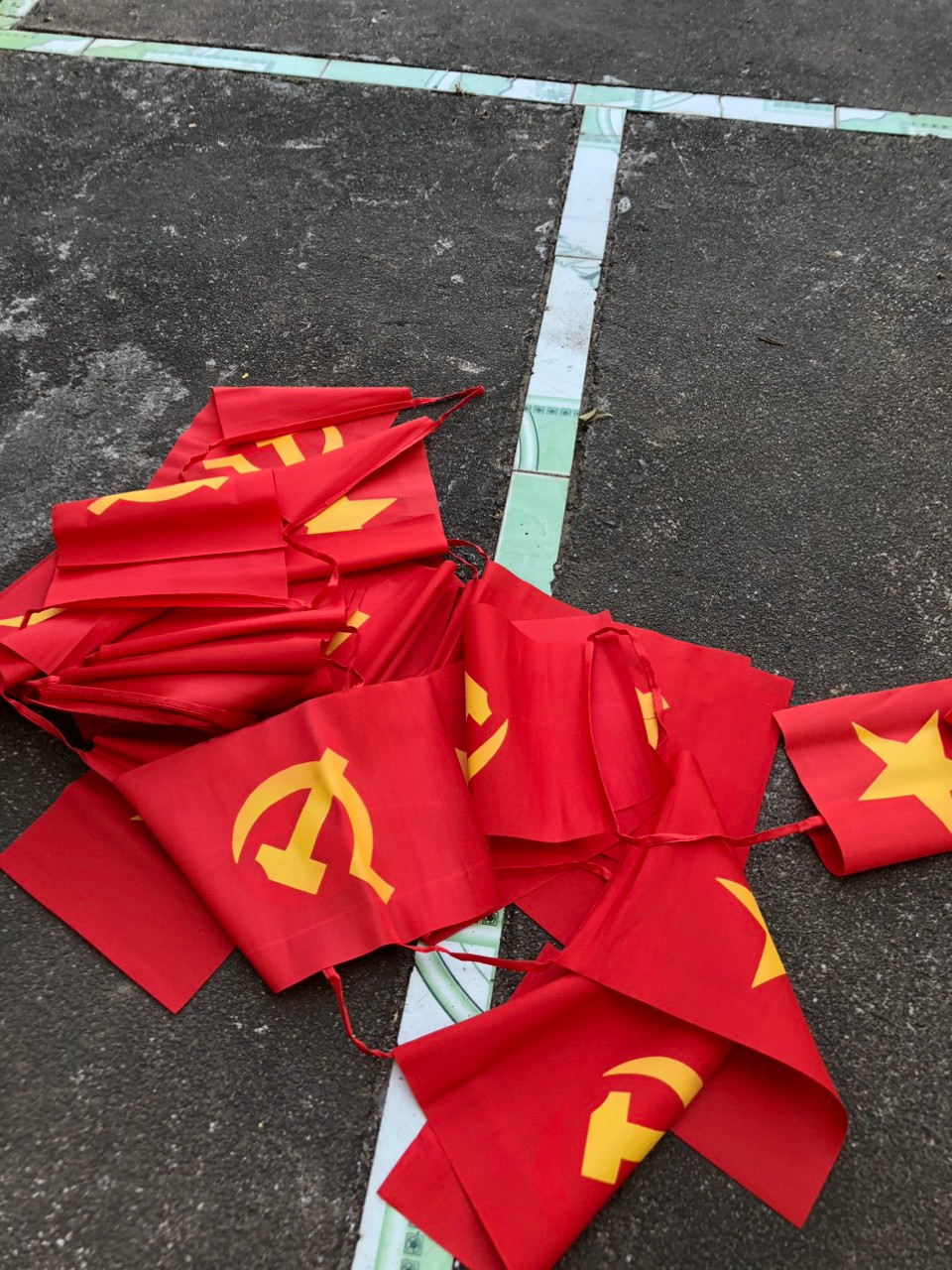 Cờ dây sự kiện