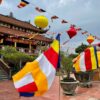 Cờ Phật giáo treo cột